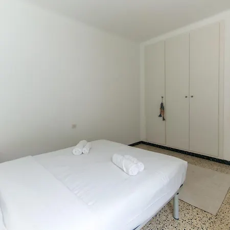Welcs 386 Emp Cerca De Mar Apartamento Llançà